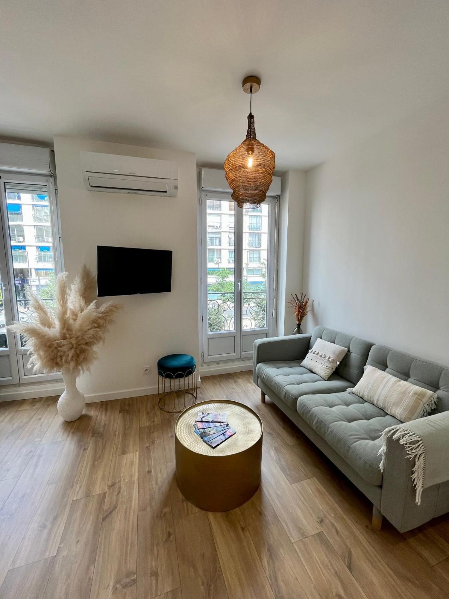 Cocon Chic Du Vieux Port - Clim Apartment Marseille Exterior photo